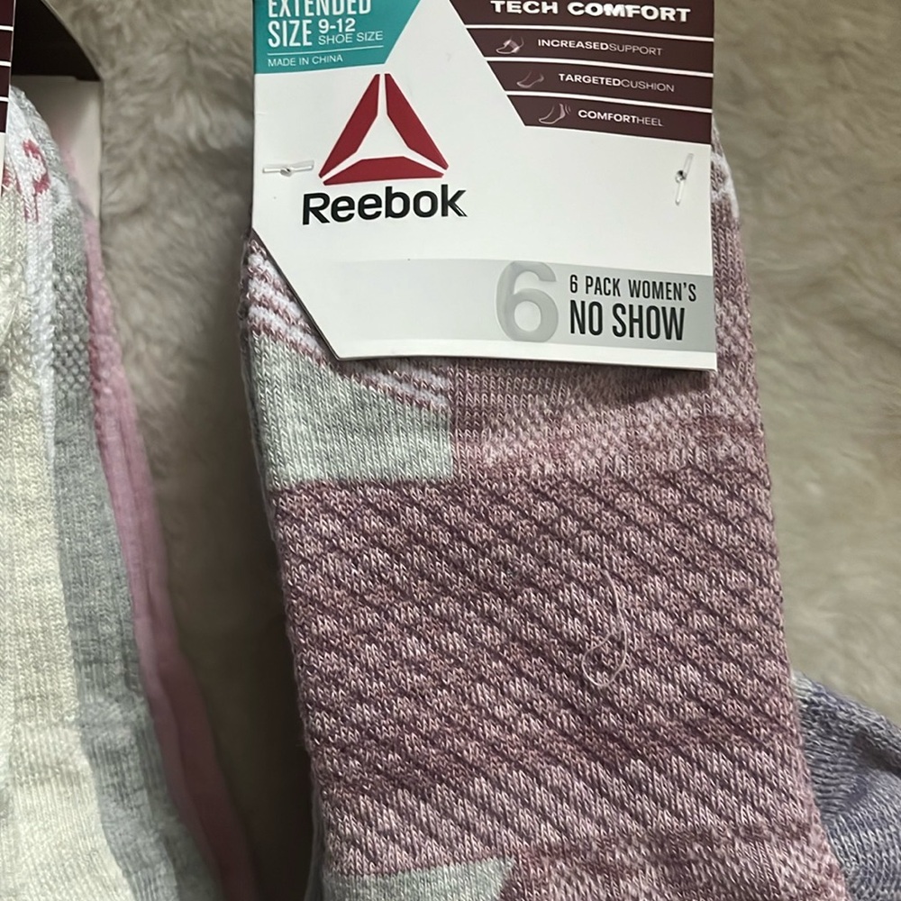 New Reebok Socks - Picture 3 of 4